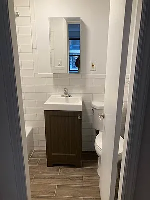 Rented by Bond New York | media 12