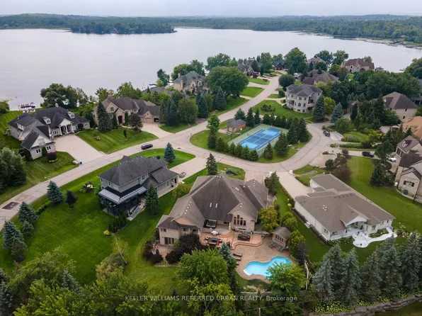 16 Seifert Ct, Puslinch, ON N3C 2V4