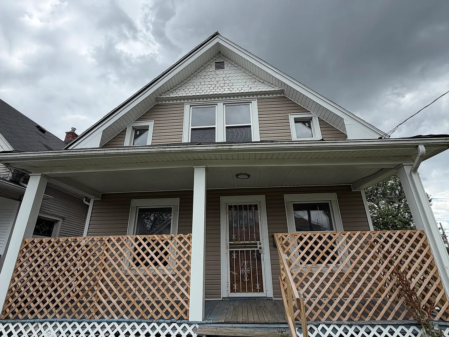 3 bed, 1412 sqft, $825 — Photo 2