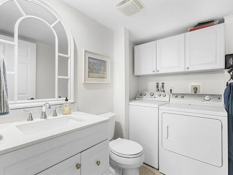 5674 SE Riverboat Dr #131 — Photo 17