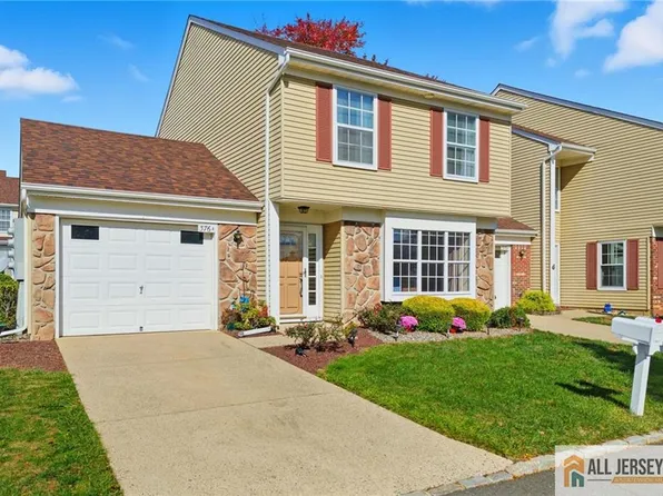 376 Stirling Dr, Monroe Township, NJ 08831