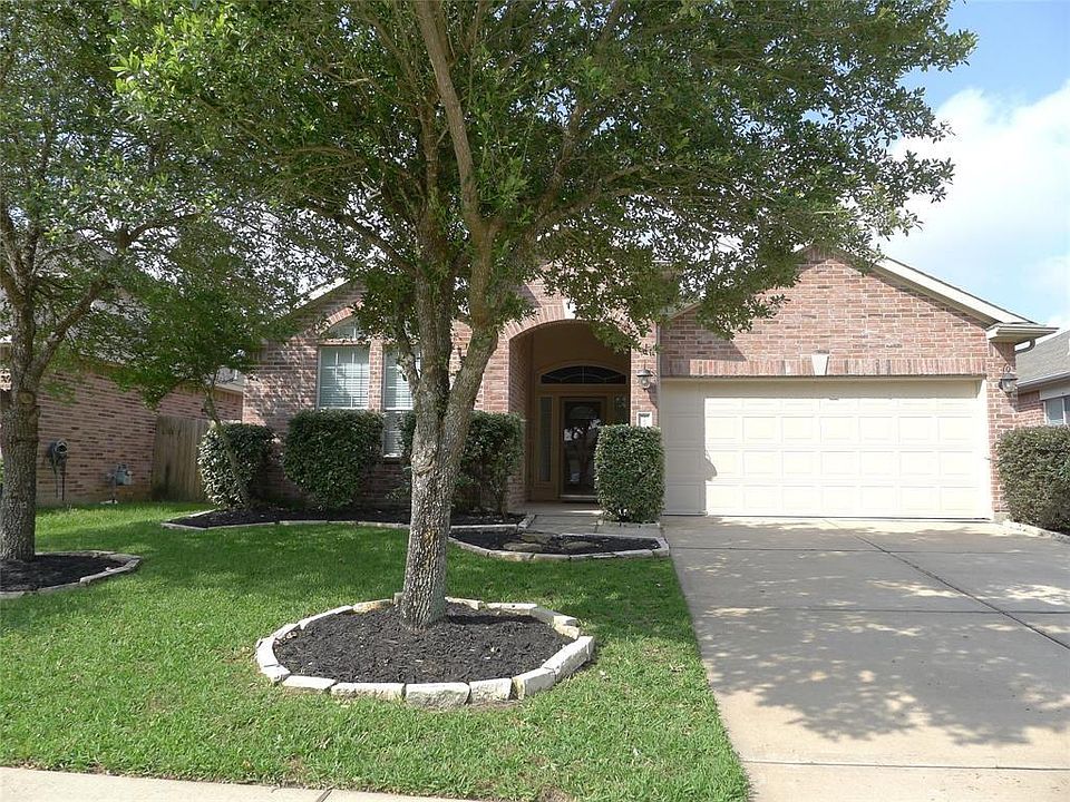 1st image of 25215 Melody Oaks Ln
