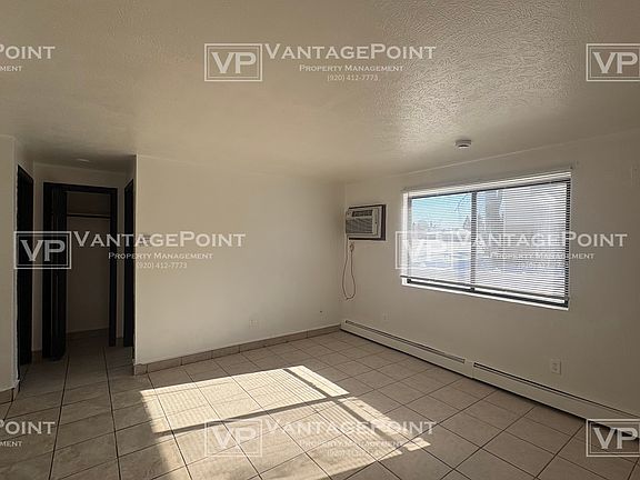 2nd image of 2122 Imperial Ln #1
