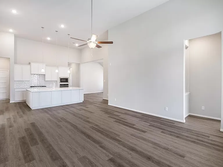 7918 Summit Trail Ln — Photo 13