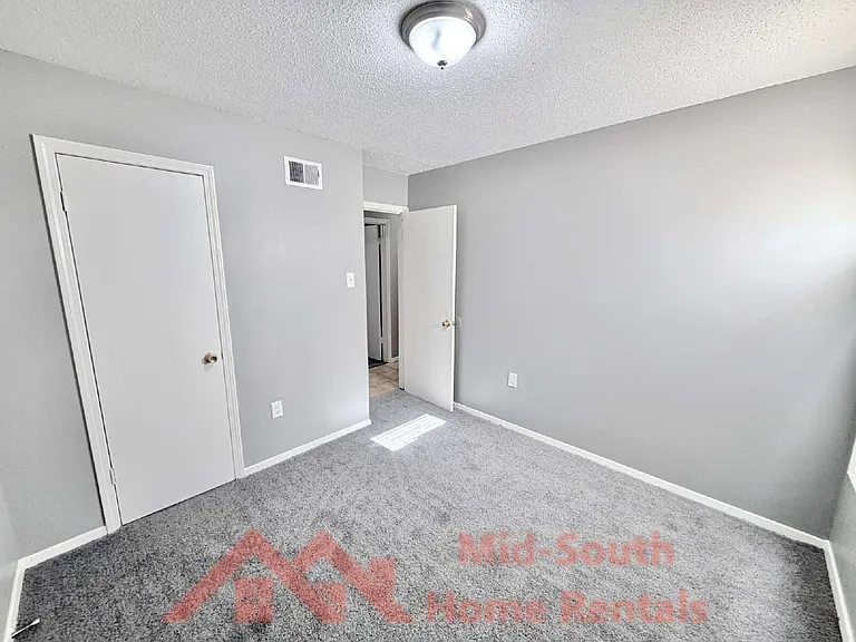 5286 Braden Dr — Photo 14