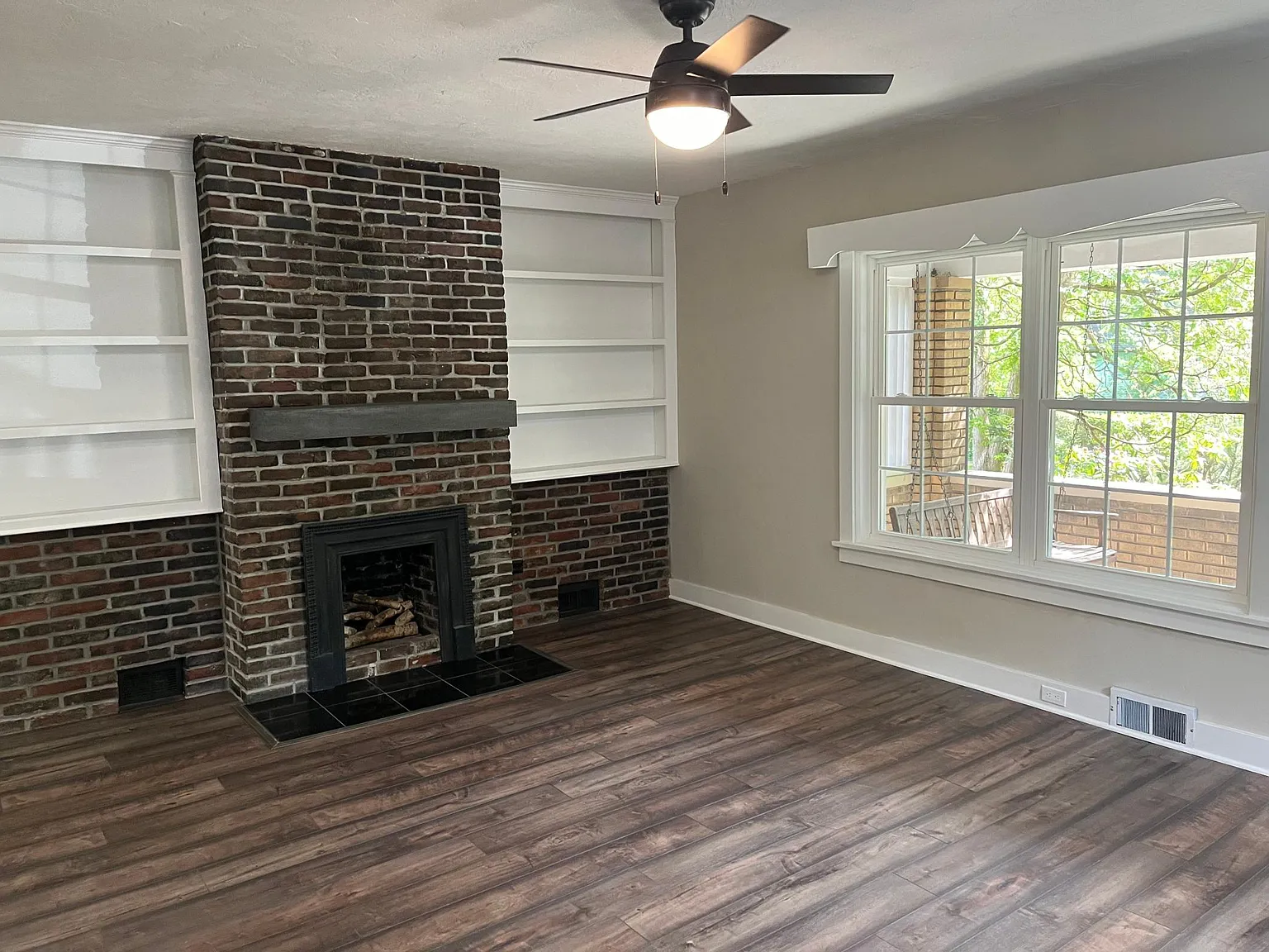 3 bed, 1700 sqft, $2,700 — Photo 2