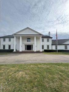4270 Stoneleigh Rd, Bloomfield Hills, MI, 48302