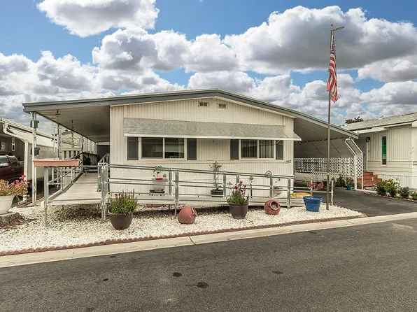 221 W Herndon Ave Space 192, Pinedale, CA 93650