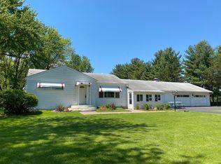 W7000 Pineview Dr, Onalaska, WI 54650