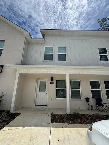 103 Highpoint Dr Photo 1