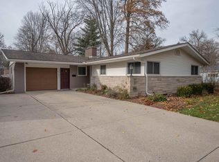 3907 Devonshire St, Midland, MI 48642