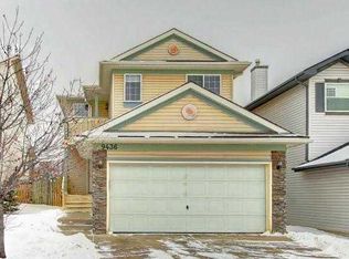 9436 E Hidden Valley Dr NW, Calgary, AB T3A5T1