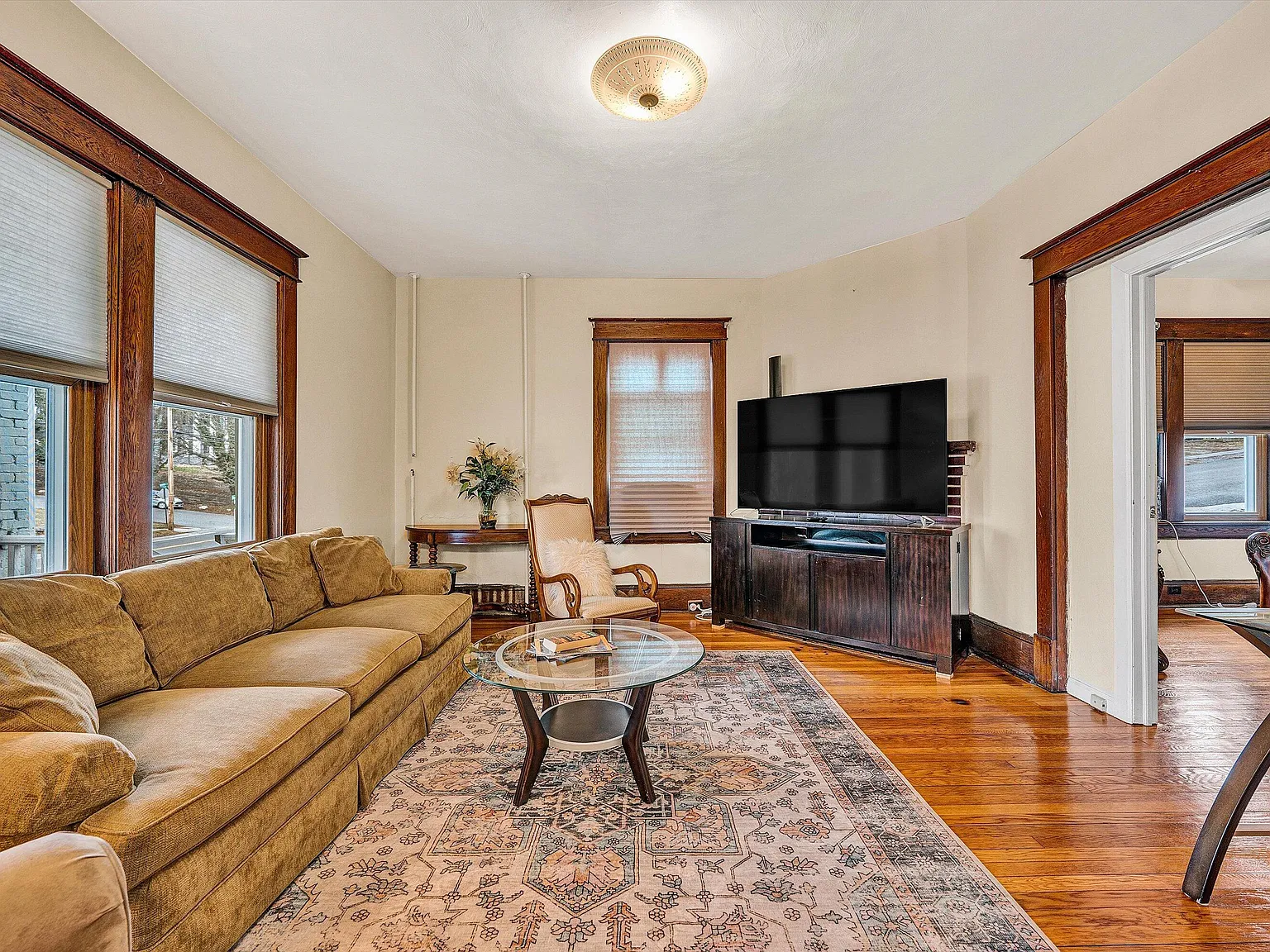 1 bed, 1.0 bath, 1250 sqft, $1,800 — Photo 4