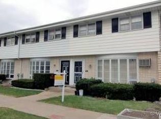 6555 W Addison St APT C, Chicago, IL 60634