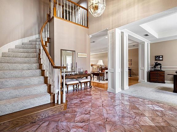 4th image of 11713 Wind Creek Ct