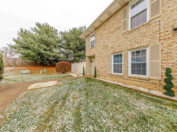 10250 Bourbon St, Newburgh, IN 47630