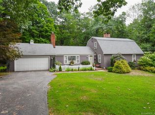 12 Shady Ln, West Simsbury, CT 06092