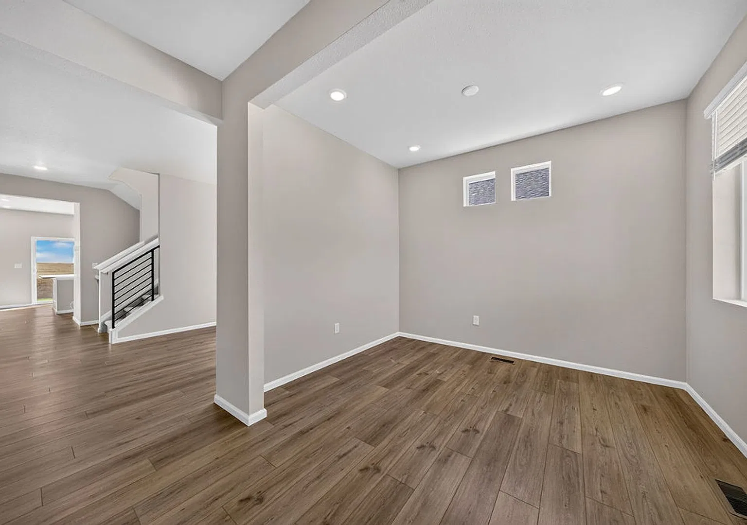 5 Bed 4 bath house in Banning Lewis! — Photo 2