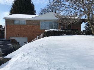 5230 Meadowcrest Rd, Pittsburgh, PA 15236