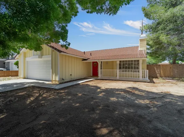 37483 Cambridge Ln, Palmdale, CA 93550