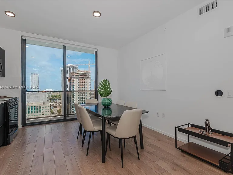 398 NE 5th St #2301 — Photo 8