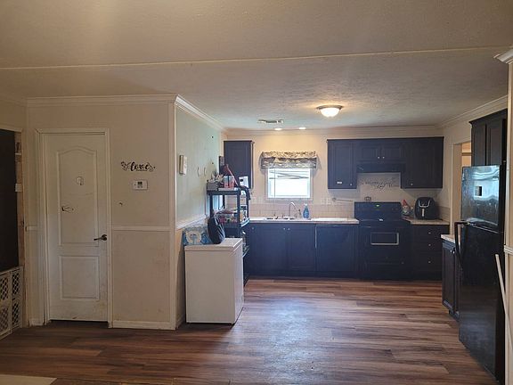 2nd image of 2024 Wake Forest Dr