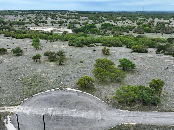 684 LESTER LN LOT 19, Junction, TX 76849