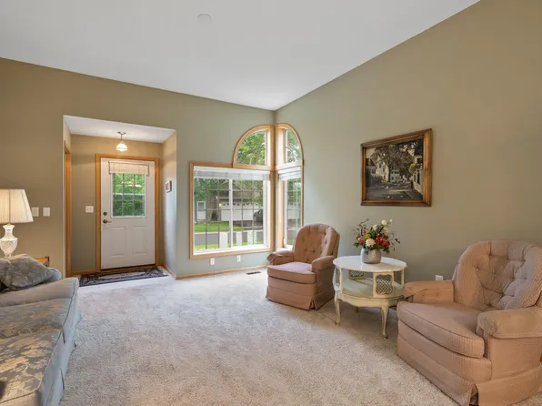 19136 Concord Ct NW, Elk River, MN 55330