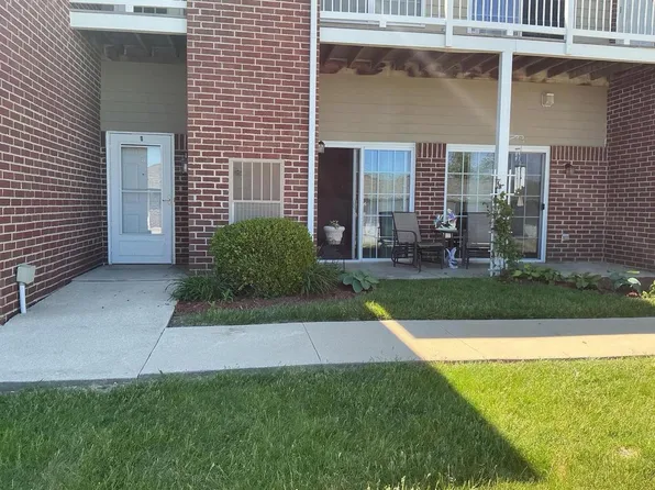 6846 102nd STREET #B, Pleasant Prairie, WI 53158