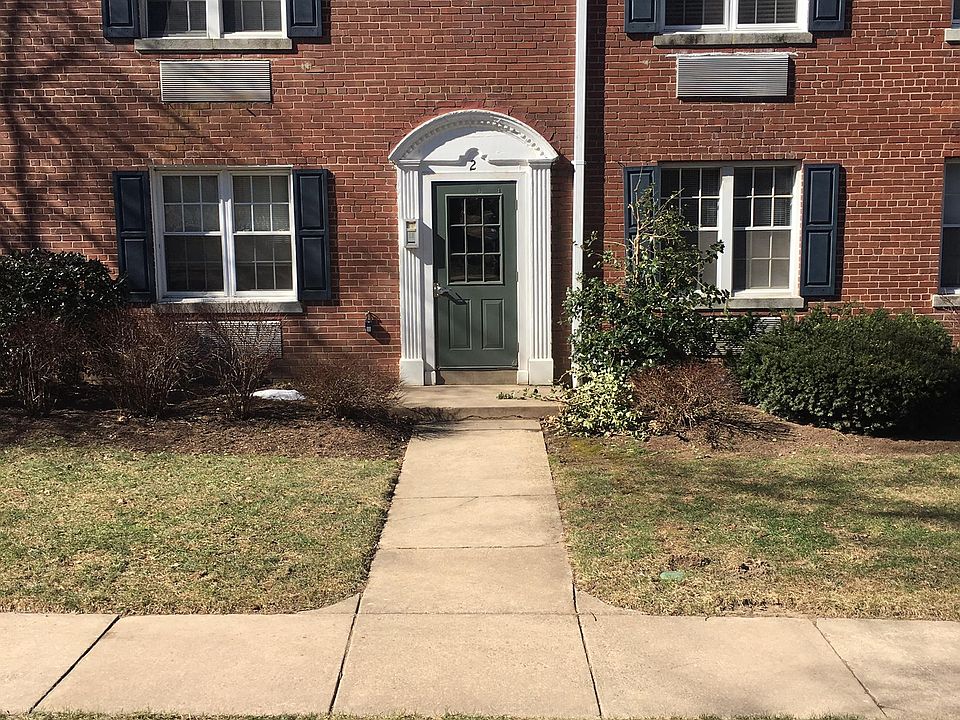 1st image of 2 Auburn Ct Unit 3-2C