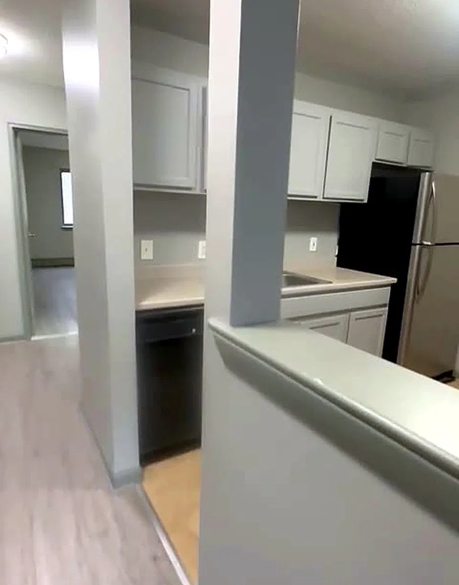 2 bed, 850 sqft, $1,650 — Photo 1