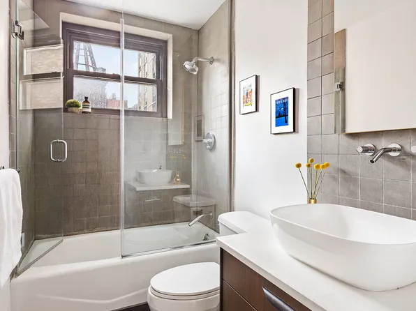 111 4th Avenue image 6 of 10