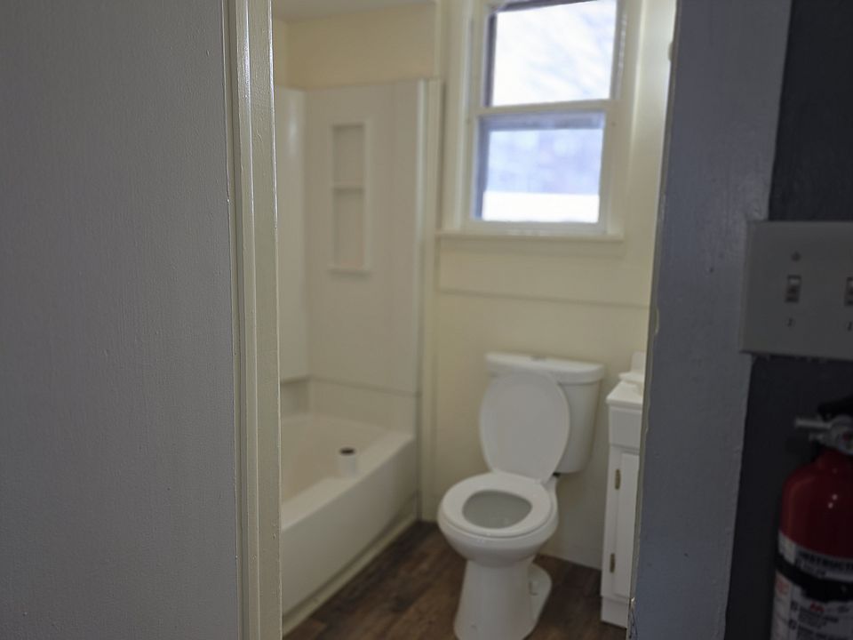 1st image of 60 N Hancock St #5