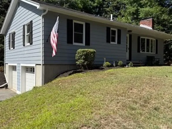 5 Douglas Dr, Ayer, MA 01432