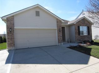 140 N Glen Oak Dr, Springboro, OH 45066