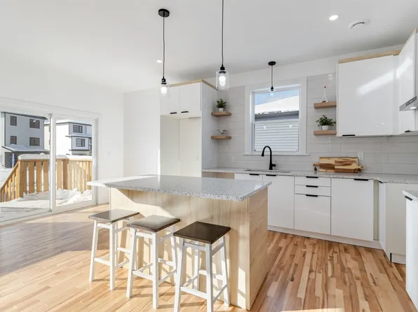 164 Provence Way, Timberlea, NS B3T 0N8