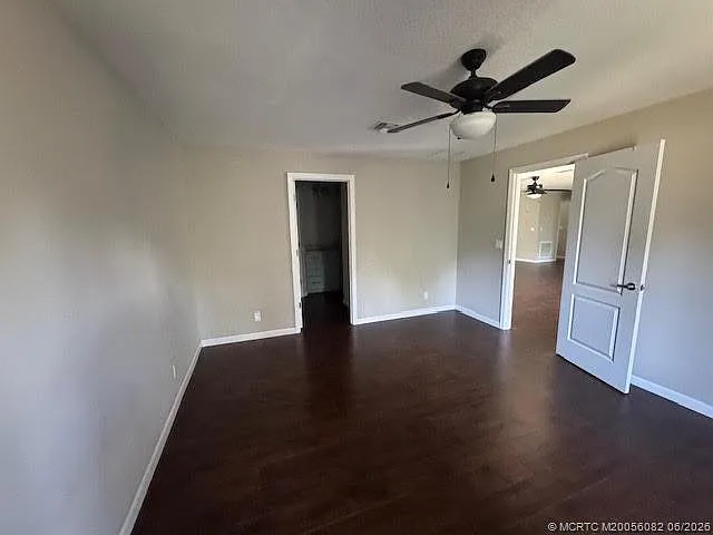 709 SE Alamanda Way — Photo 14