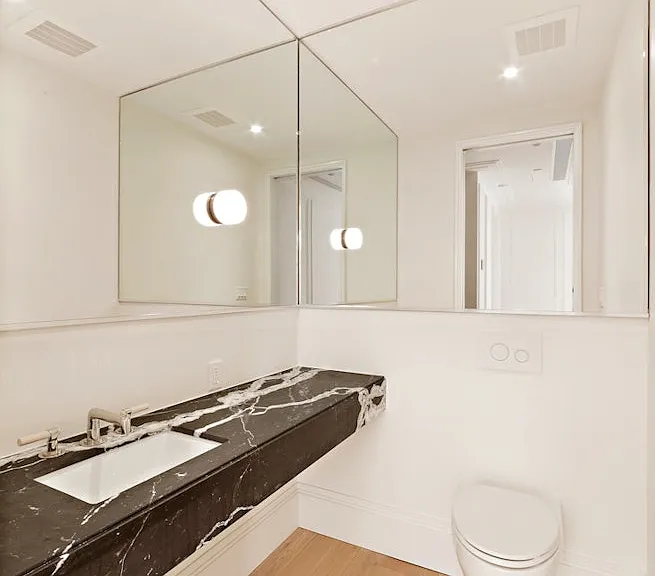 250 E 21st St #8A — Photo 17