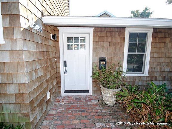 3rd image of 1923 Beach Ave #A