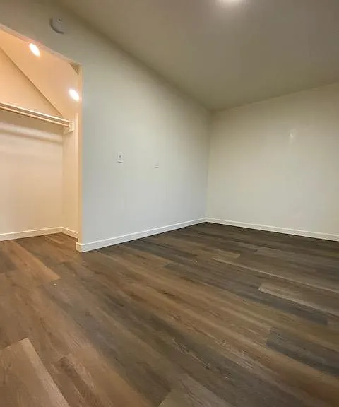 3238 Knox Butte Ave NE — Photo 6