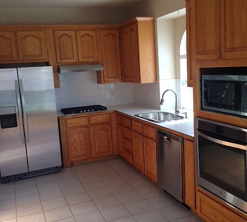 4th image of 404 Cody Ln