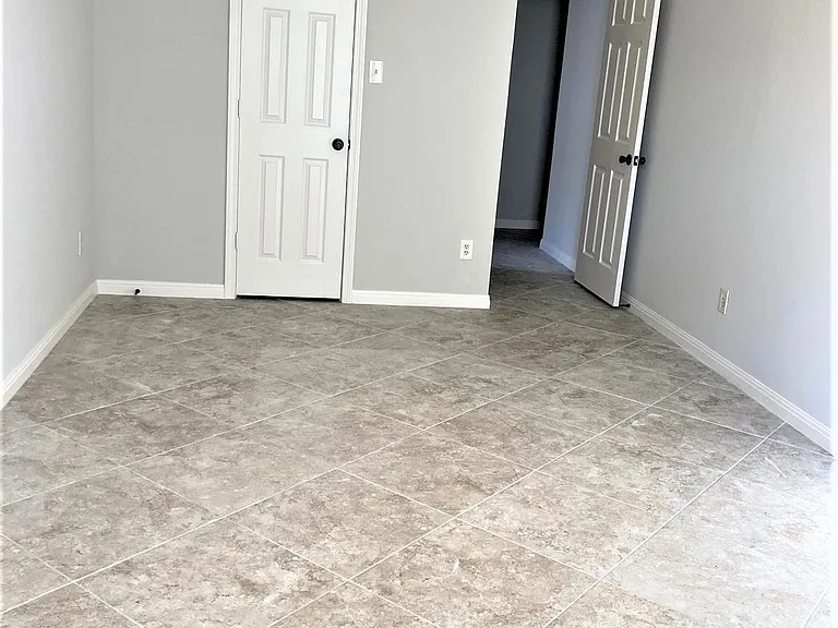3231 Creek Manor Dr — Photo 13