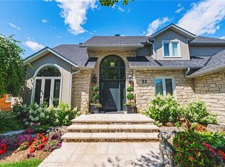 33 Golfview Cres, Hamilton, ON L9H 6V1