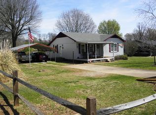 4188 River Rd, Hickory, NC 28602