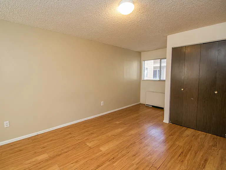 3161 Madison Avenue P218 Bedroom