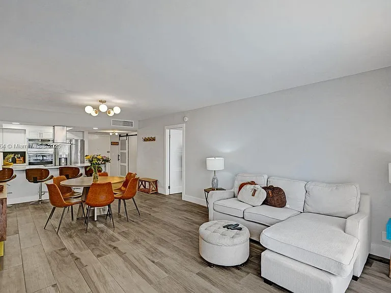 600 Three Islands Blvd — Photo 7