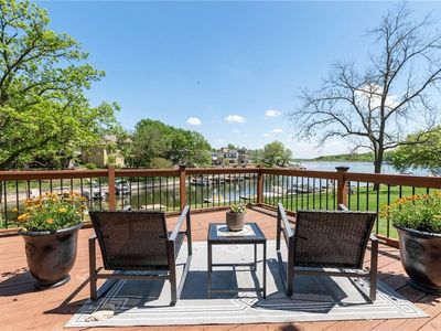307 N Shore Dr, Kansas City, MO, 64151