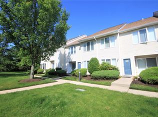 2302 Noras Ct, North Wales, PA 19454