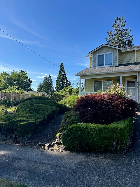 4111 SE Boise St — Photo 2