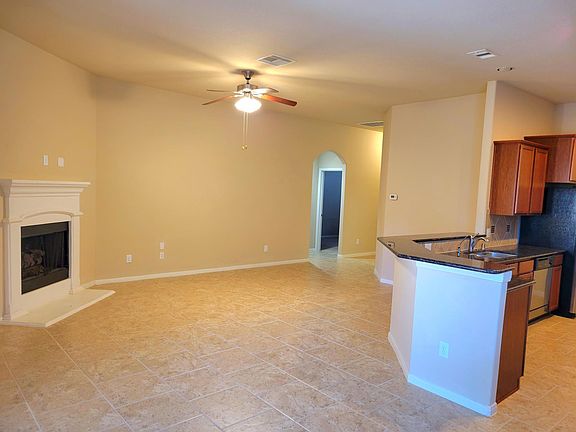 3rd image of 7443 Casita Dr